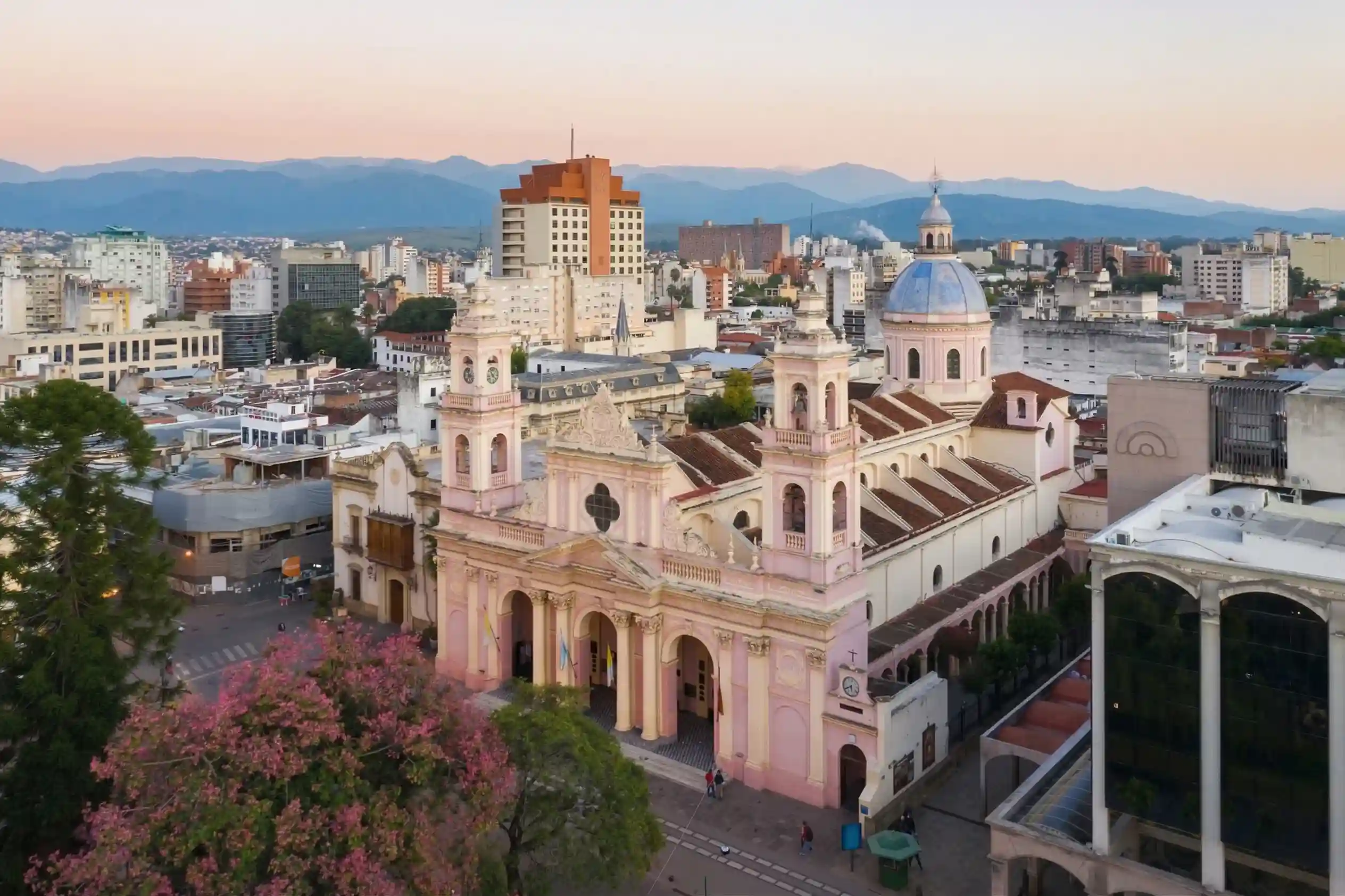 Excursión a City Tour d Salta - Milenials Travel