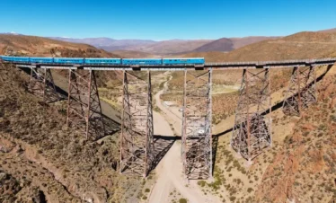 Tickets-tren-a-las-Nubes-Salta-Milenials-Travel