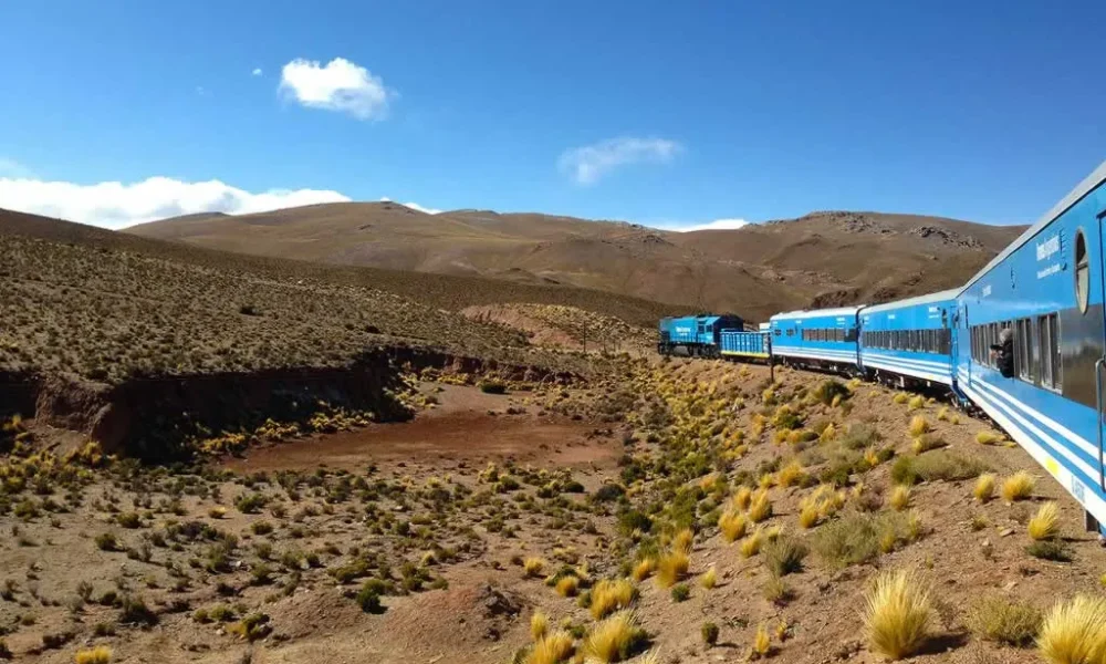 Tickets-tren-a-las-Nubes-Salta-Milenials-Travel